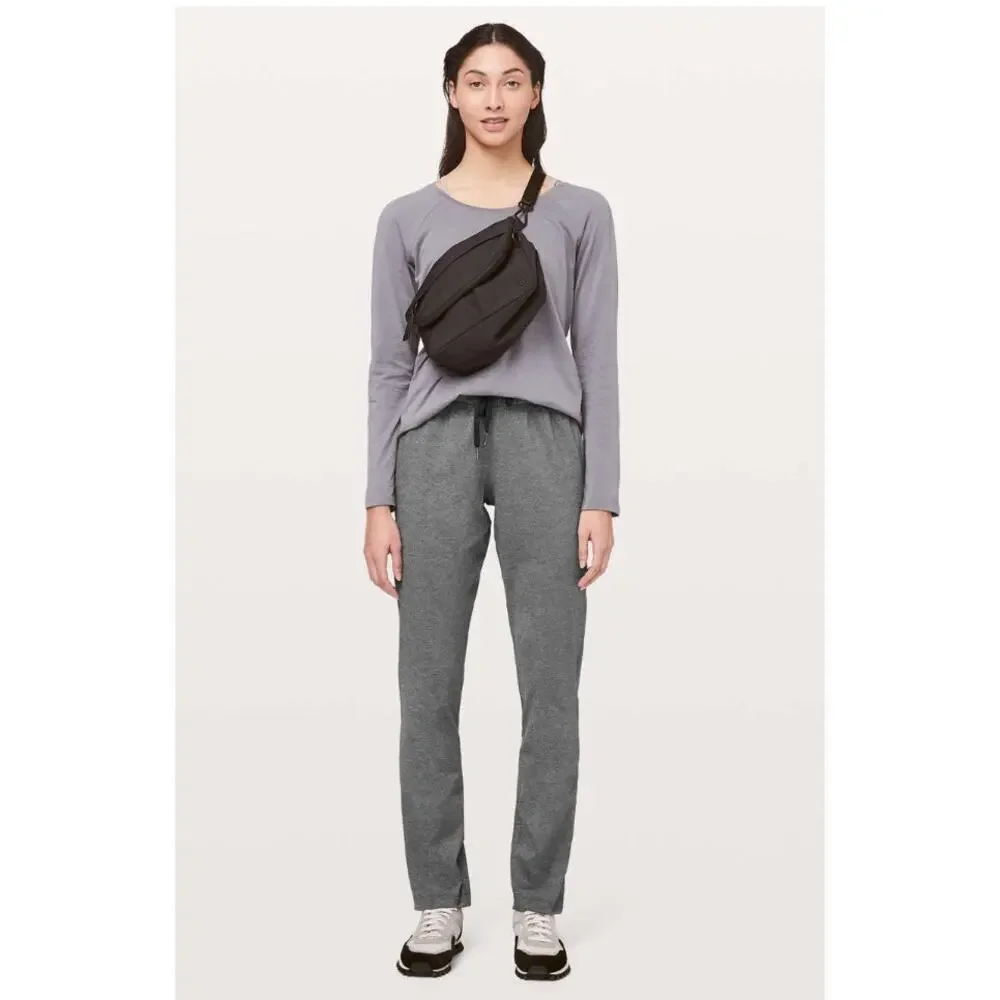 Lululemon Women's On The Fly Pant, Heathered Black, Size 4 Tall, Like New